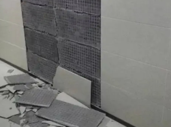 沁源瓷砖空鼓维修公司分享下沁源墙砖松动维修的知识